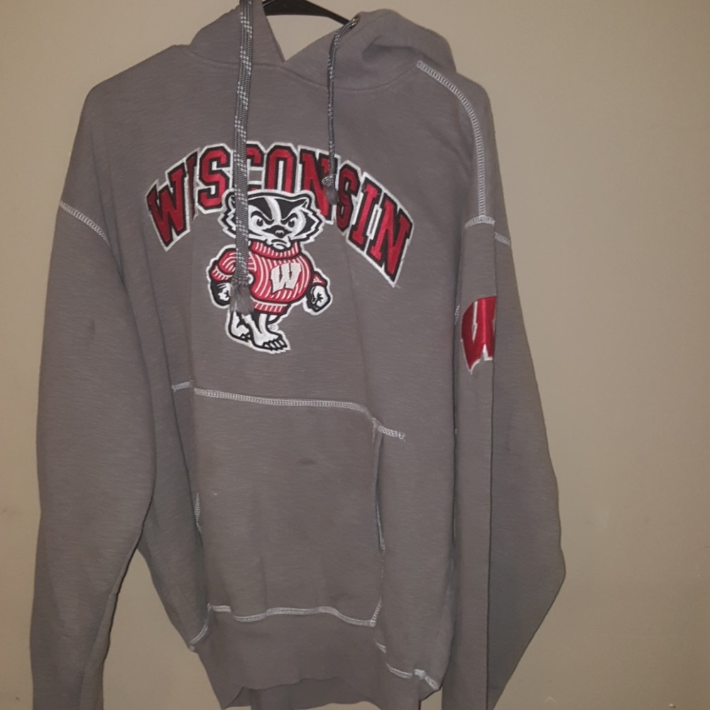 WISCOINS BADGERS HOODIE